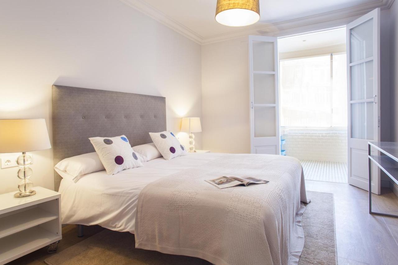 Appartamento Ola Living Broto Barcellona Esterno foto