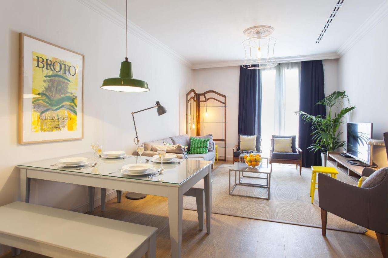 Appartamento Ola Living Broto Barcellona Esterno foto